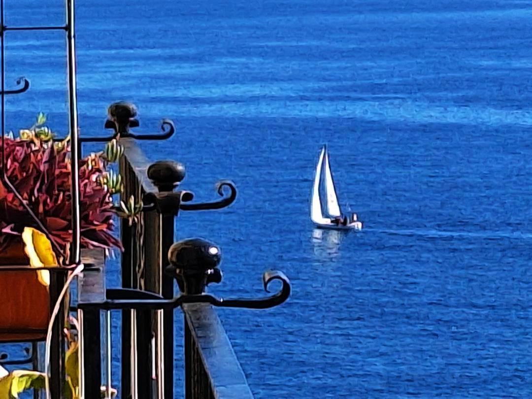 Marea Vista Capri Apartament *